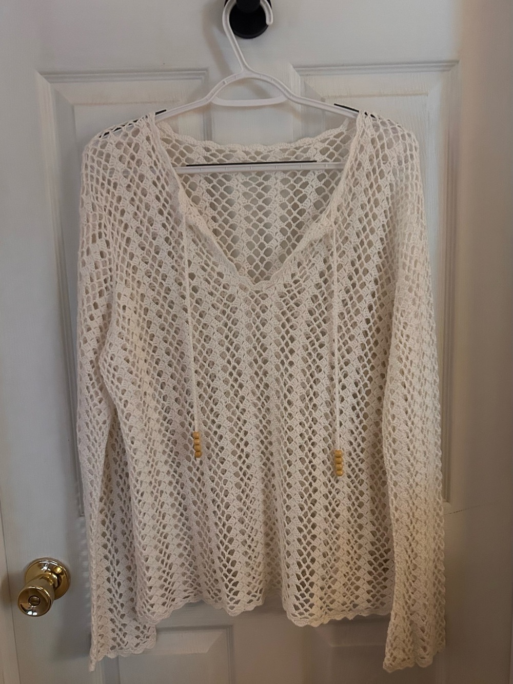 Cream Crochet Knit V-Neck Sweater Size L